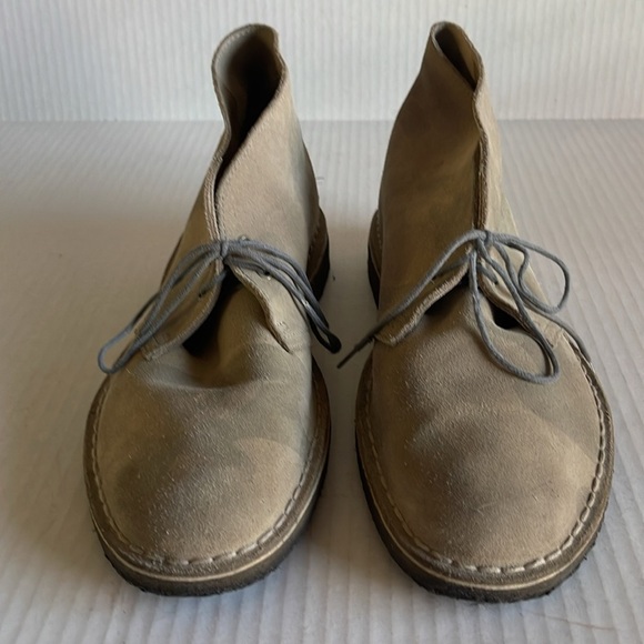 Clarks Originals Camo Print Suede Desert Boots - Picture 3 of 11